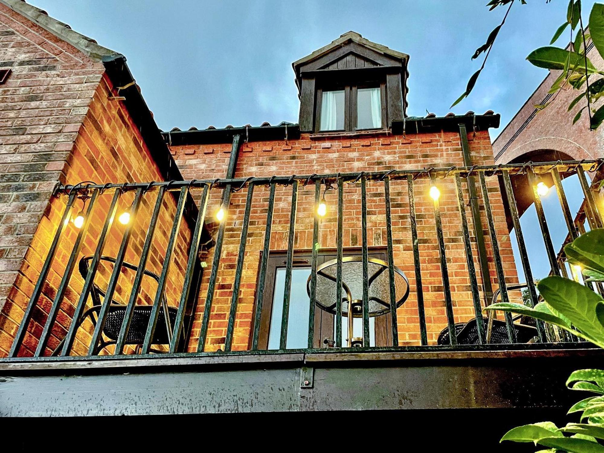 Quackers Villa Уитби Екстериор снимка